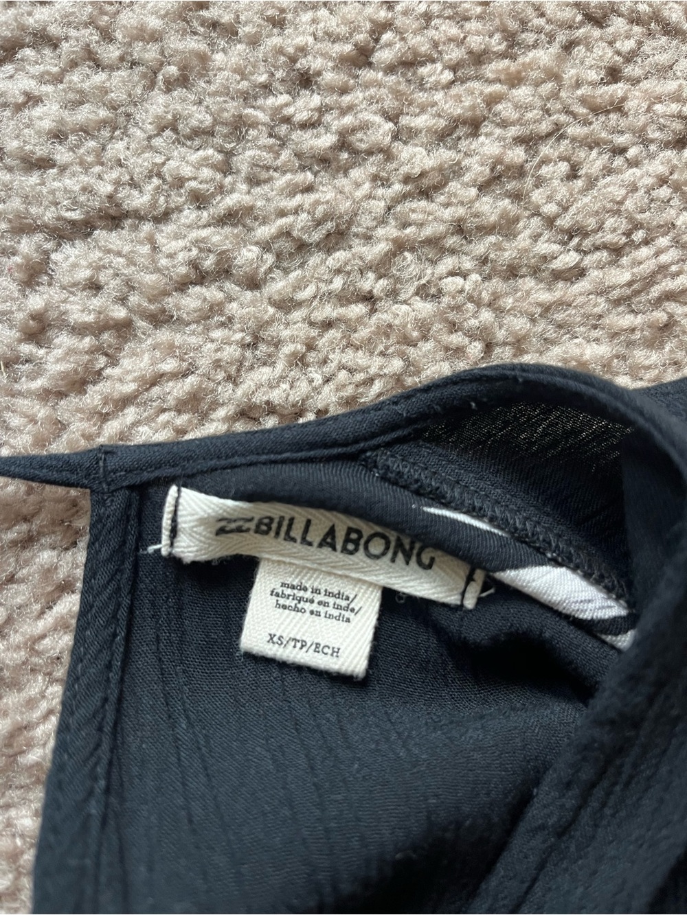 Billabong dress - Picture 4 of 4